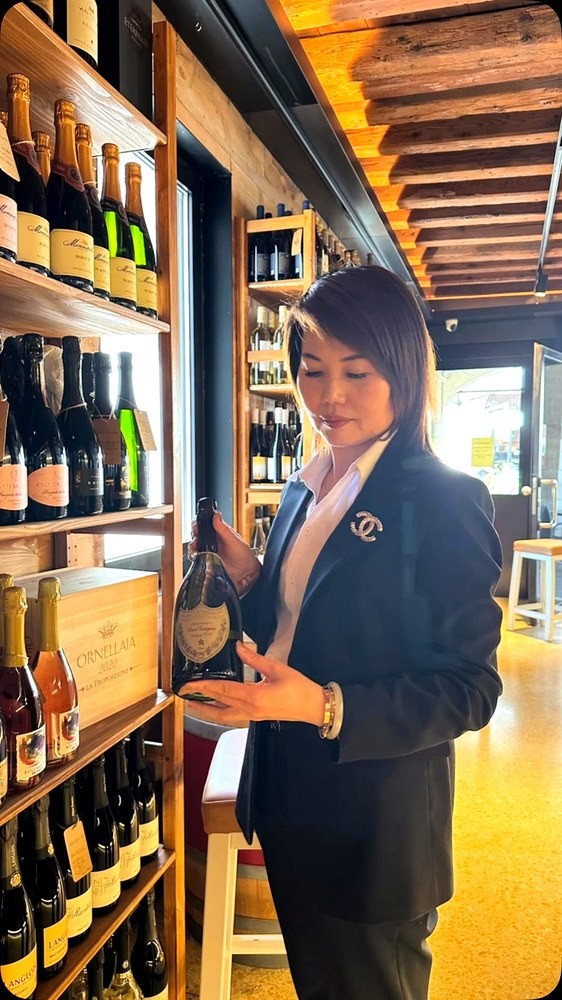 Angela, da Wenzhou a Este